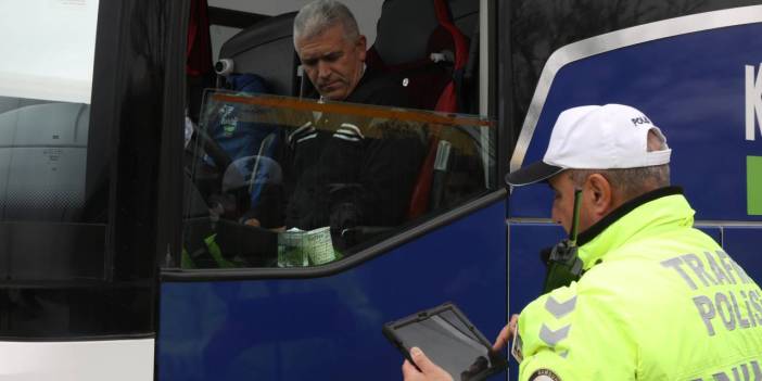 Samsun'da trafik denetimi: Sürücü ve yolcular uyarıldı