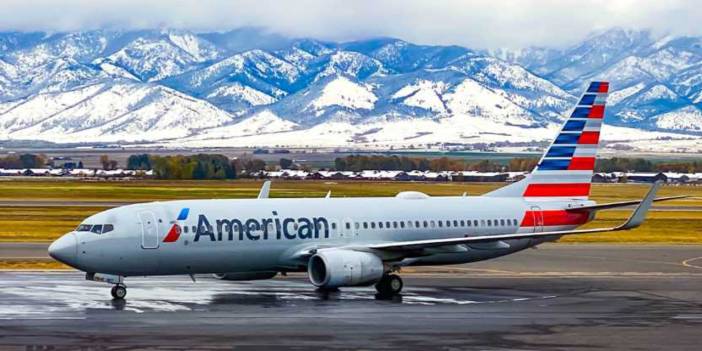 ABD'de pistteki iki jet çarpıştı!