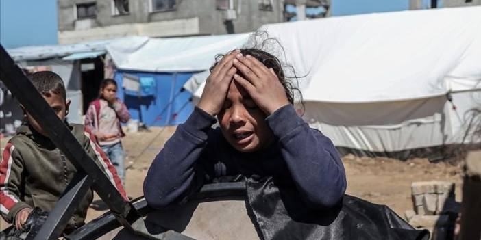 İsrail Gazze'de sivilleri hedef aldı: 2'si çocuk 5 ölü