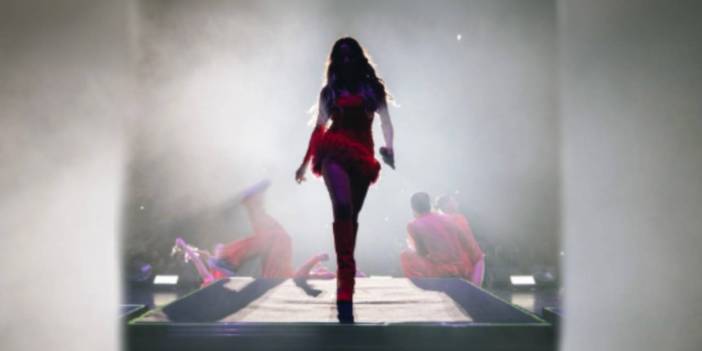 Gözyaşlarını tutamadı: Hadise'yi ağlatan o iki kişi kimdi?