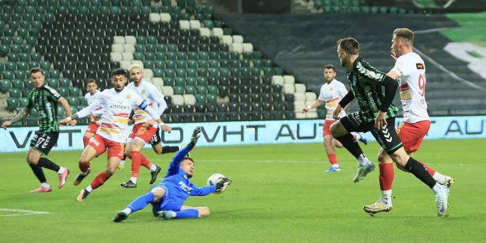 Kocaelispor 7-1'lik galibiyete sevinemedi