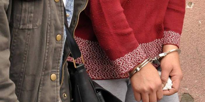 Kars'a uyuşturucu taşırken yakalanan kadın DJ tutuklandı