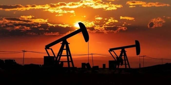 Brent petrole 'Kutsal Cuma Günü' arası