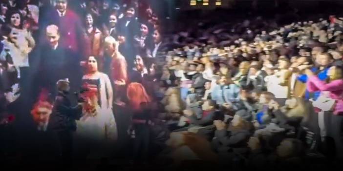 O anlar konsere damga vurdu: Atatürk fotoğrafları ekrana yansıyınca herkes ayağa kalktı