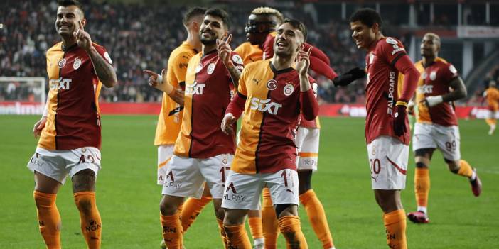 'Galatasaray yüzde 100 kaybedecek' diyerek açıkladı