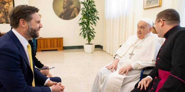 Papa Francis, ABD Başkan Yardımcısı Vance ile görüştü