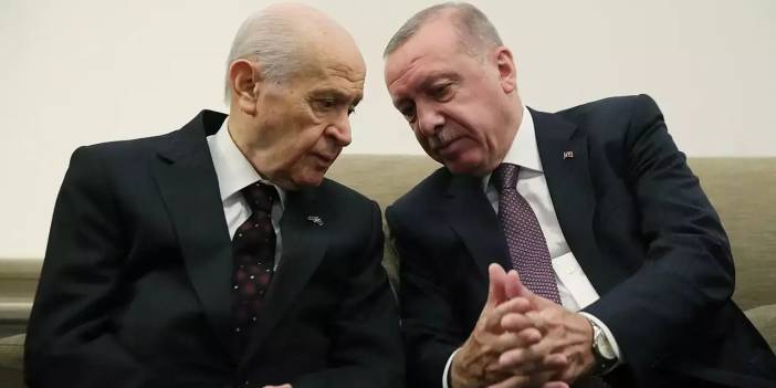 Mümtaz'er Türköne: Erdoğan süreci tırpanlayacak, Bahçeli erken seçime götürecek