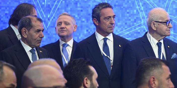 Ali Koç ve Dursun Özbek hatıra fotoğrafı çekildi