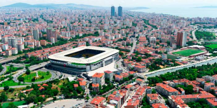 Kadıköy'de deprem sahaya indirdi