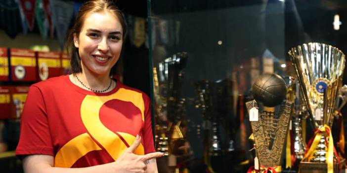 Galatasaray'ın kaptanı nişanlandı