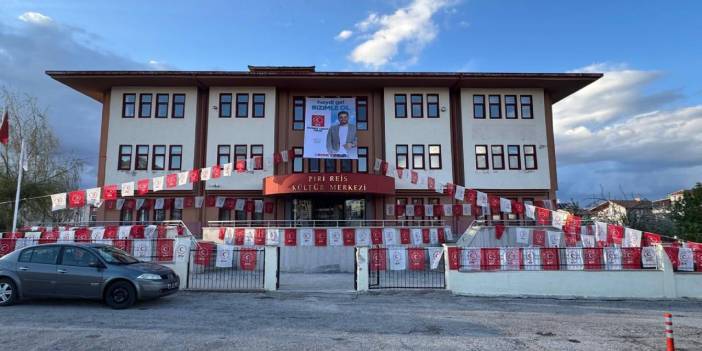 BTP kongresine salon engeli: "Yukarının talimatı var"