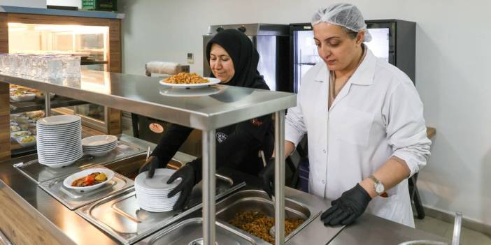 Yeni açılacak Kent Lokantası'nda 4 çeşit yemek 50 lira