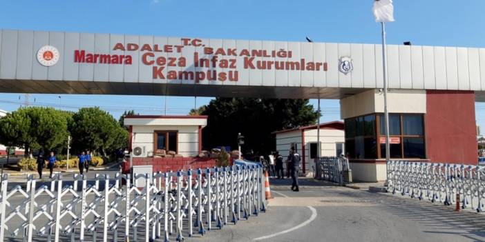 Akın Gürlek'in avukatı Özgür Özel'e parmak salladı! Silivri'deki duruşmada kriz çıktı