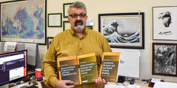 Deprem uzmanı Tuncay Taymaz'dan çok kritik uyarı! "Önümüzdeki 6 saat dışarıda durun"