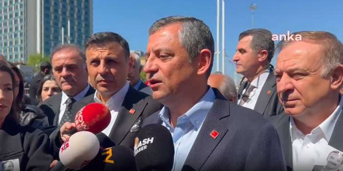 Özgür Özel Sırrı Süreyya Önder'in cenaze töreni için AKM'de