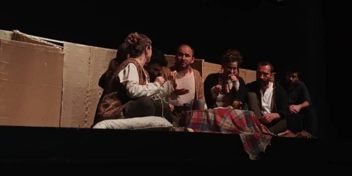 Bursa'da "Ulusal İşçi Tiyatroları Festivali"nde "Çığ" oyunu sahnelendi