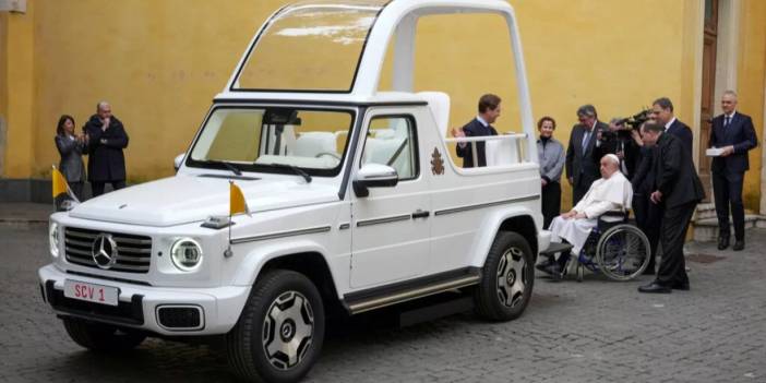 Papa Francis'in arabası artık Filistinli çocukların hizmetinde