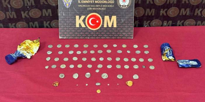 İzmir'de diş macunu ve tıraş kreminden Antik Çağ fışkırdı