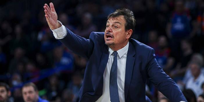 Ergin Ataman daha fazla dayanamadı: Sessizliğini bozdu