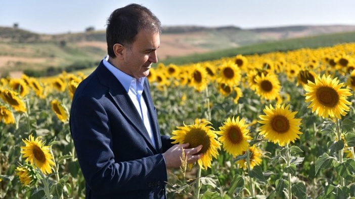 AKP Sözcüsü Ömer Çelik'ten tuhaf İmamoğlu paylaşımı: Bereketli topraklarda İmamoğlu yolu