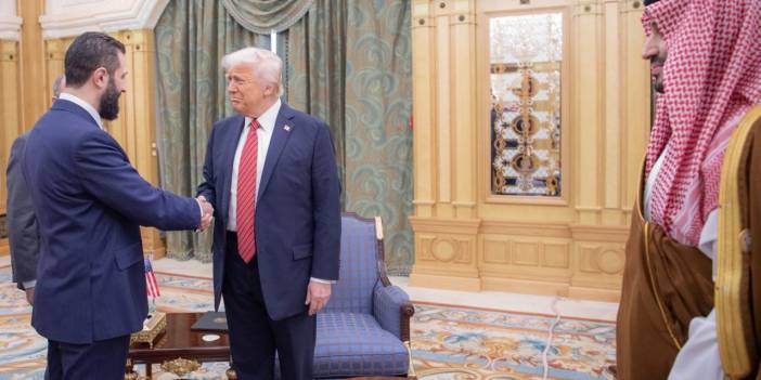 Trump'tan Şara’ya çağrı: İsrail’le normalleşin