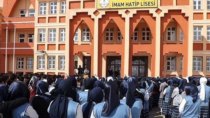 İmam hatip liselerine ‘Akademik Koçluk’ sisteminin detayları belli oldu: 9.4 milyar harcanacak