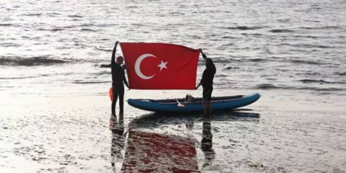 Karadeniz’in serin sularında 19 Mayıs coşkusu yaşandı