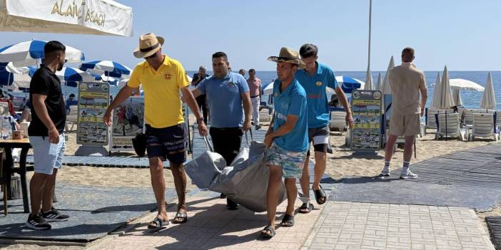 Kumsalda hazin son: Güneşlenirken hayatını kaybetti