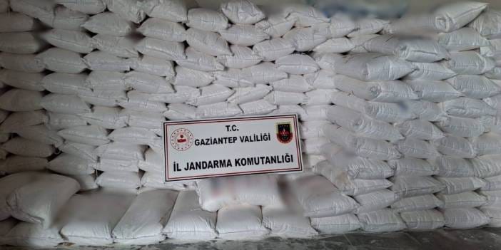 Sahte deterjan imalathanesine baskın: 3.5 ton ürün binlerce ambalaj!