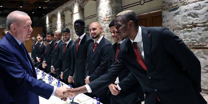 Victor Osimhen'den Erdoğan'a hediye