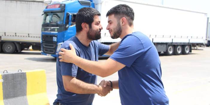 Direksiyon başında buruk bayram: Gözleri yolda kalpleri evde