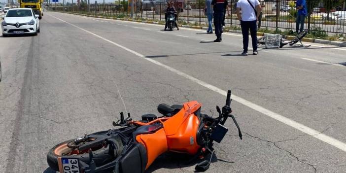 Motosiklet bisiklete çarptı: Hayati tehlikesi sürüyor