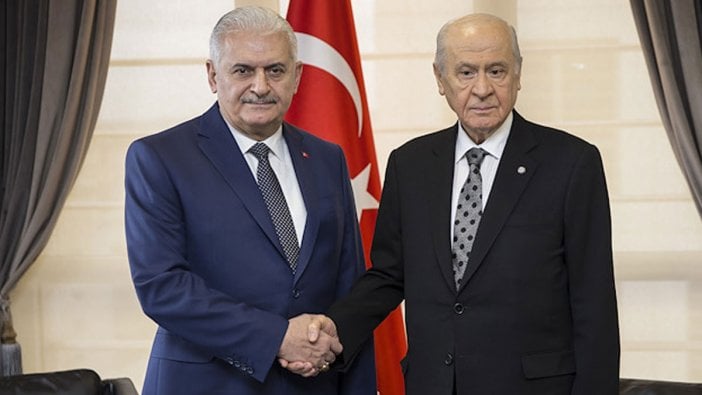 Binali Yıldırım: Bahçeli mitilin üzerinde oturmuyor