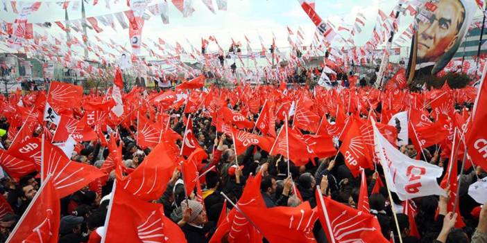 CHP'nin yeni durağı Avcılar: Özgür Çelik'ten çağrı