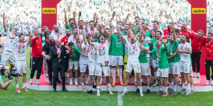 Bursaspor'dan ayrıldı: Rakip oldu