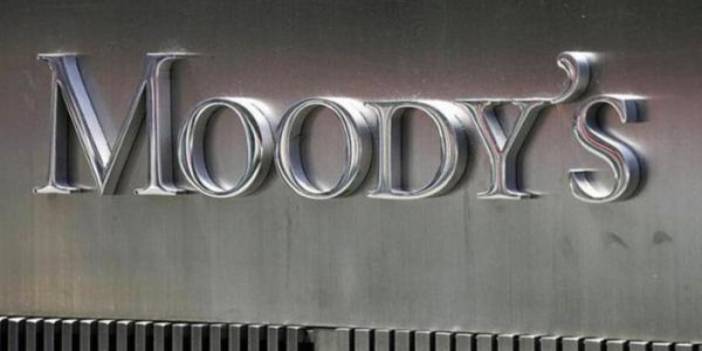 Moody’s 18 Türk bankasının notunu indirdi