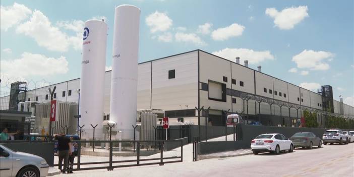 Lityum fabrikasında gaz sızıntısından hayatını kaybeden 2 işçi toprağa verildi