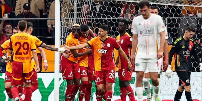 Galatasaray'da kalmak için tek şartı belli oldu
