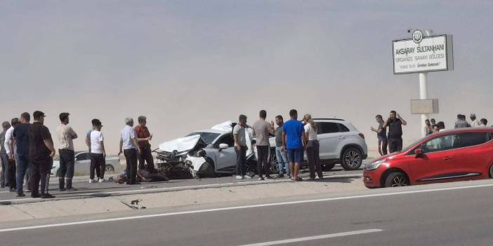 Kum fırtınası araçları birbirine kattı: 11 yaralı