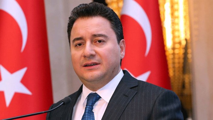 Deniz Zeyrek'ten çok konuşulacak 'yeni parti' iddiası