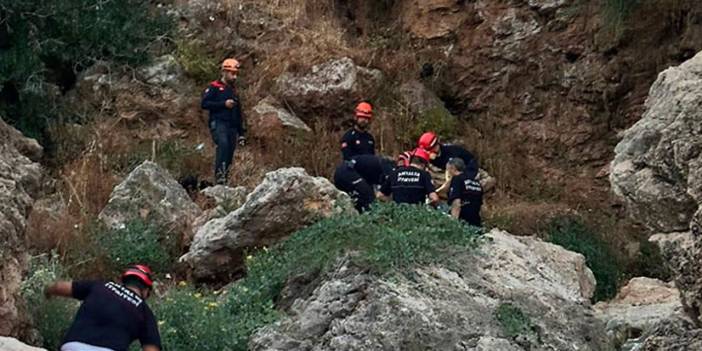 Antalya'da falezlerden düşen yabancı uyruklu genç hayatını kaybetti