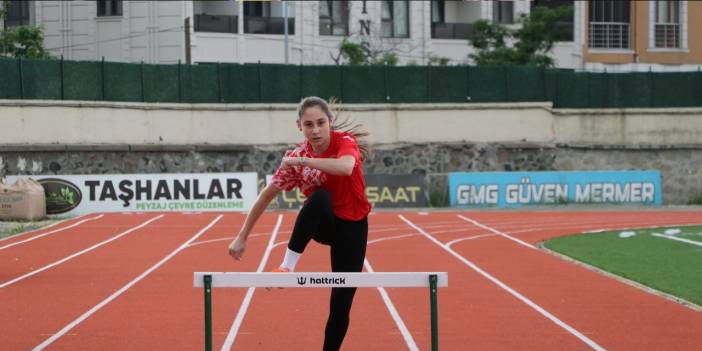 Tekvandoyu bırakıp atletizme geçti madalyaya doyamadı