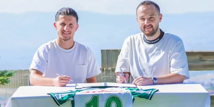 Konyaspor'a imza attı: 10 numarayı kaptı