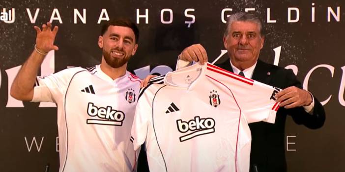 Beşiktaş’ın imza töreninde görülmemiş olay