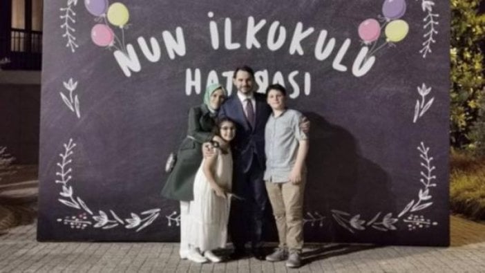 Çorlu tren faciasında kızını kaybeden anneden Berat Albayarak'a "aile fotoğrafı" tepkisi