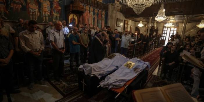 İsrail Gazze'de kiliseyi vurdu