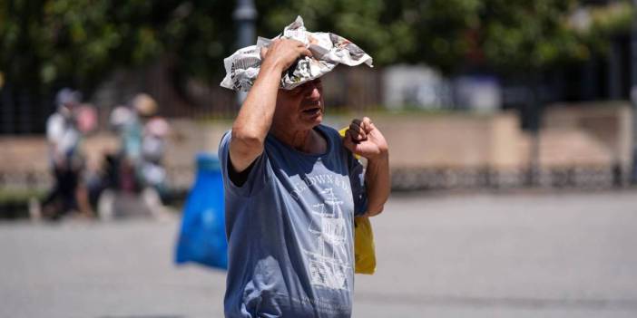 Uzman doktordan sıcak hava uyarısı: Ölümlere katkıda bulunuyor!