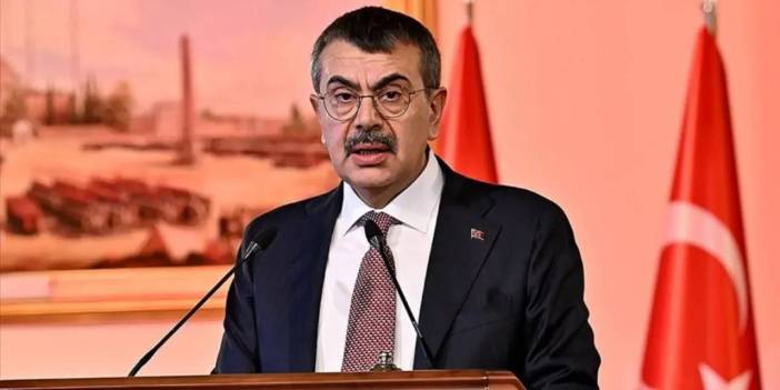 Bakan Tekin'in dili mi sürçtü: Soruları imam hatip öğretmenleri hazırlıyor