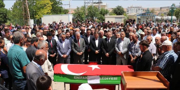 Kazada ölen belediye başkanın cenazesi defnedildi