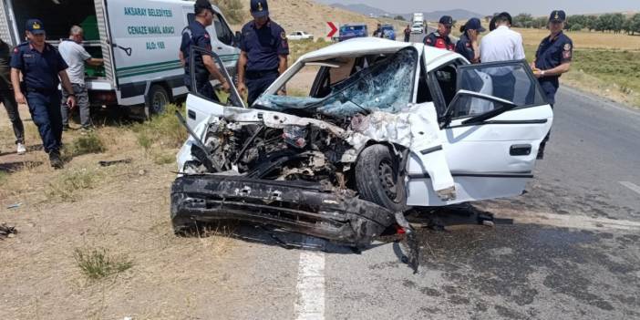 Otomobille kamyonet çarpıştı: Ölen ve yaralılar var